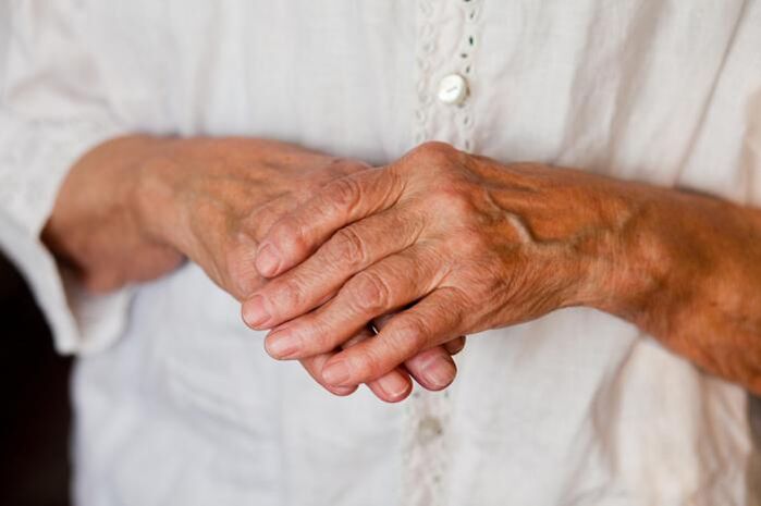 Hand joint pain often troubles elderly people