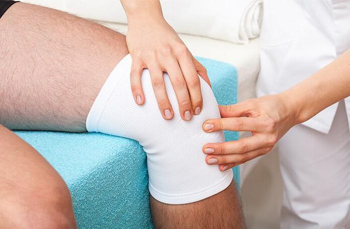 The therapeutic compress will help relieve pain in the joints of the limbs. 